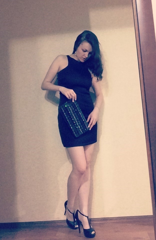 Apple iPhone 5s camera sample Photo. Captured without flashlight at Night. Orientation: Portrait. ISO: 800. Exposure time: 1/17. Focus: 12/5. Original size: 624x957. Uploaded By anonymous At 26 Dec, 2018